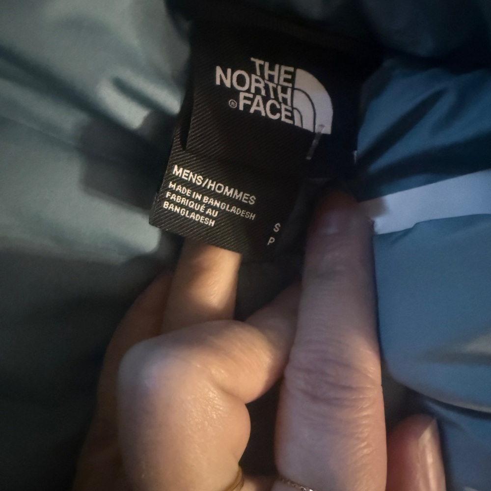 The North Face Men's Aqua Puffer Jacket - Picture 6 of 8